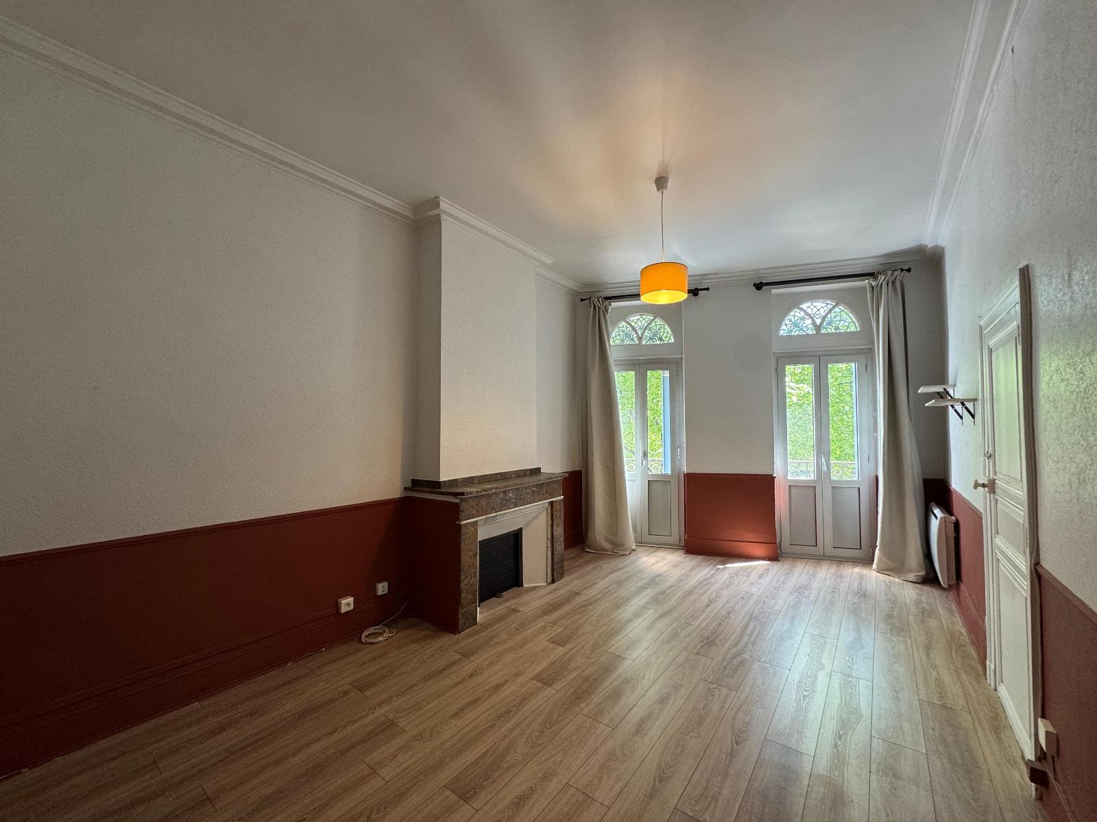 Appartement rénové / 1 pièce 26m2