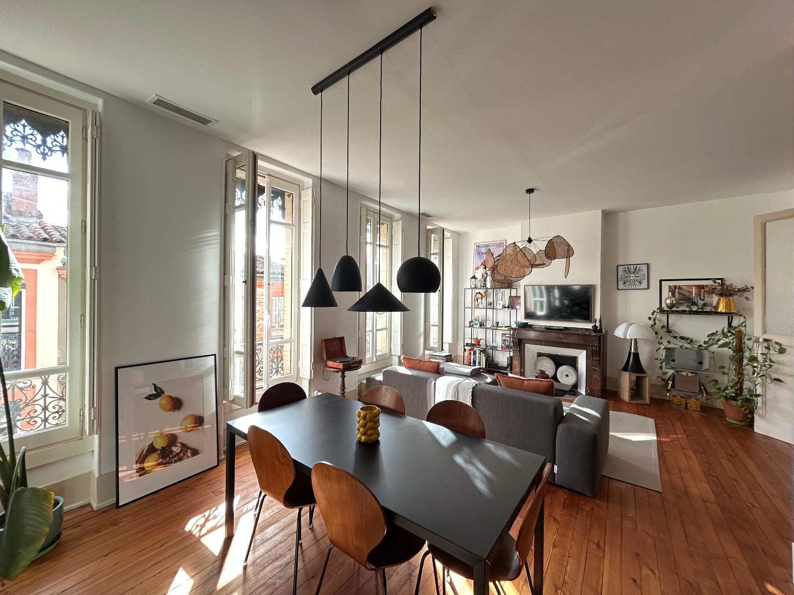 Appartement rénové / 3 pièces 88m2